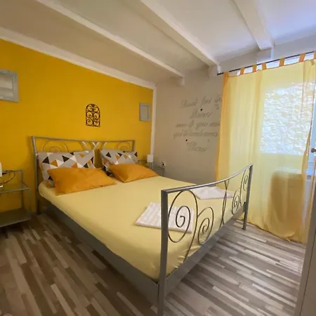 펜션 In Center Old Town